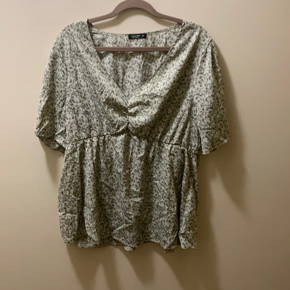 Peplum green and pink floral accent peplum top